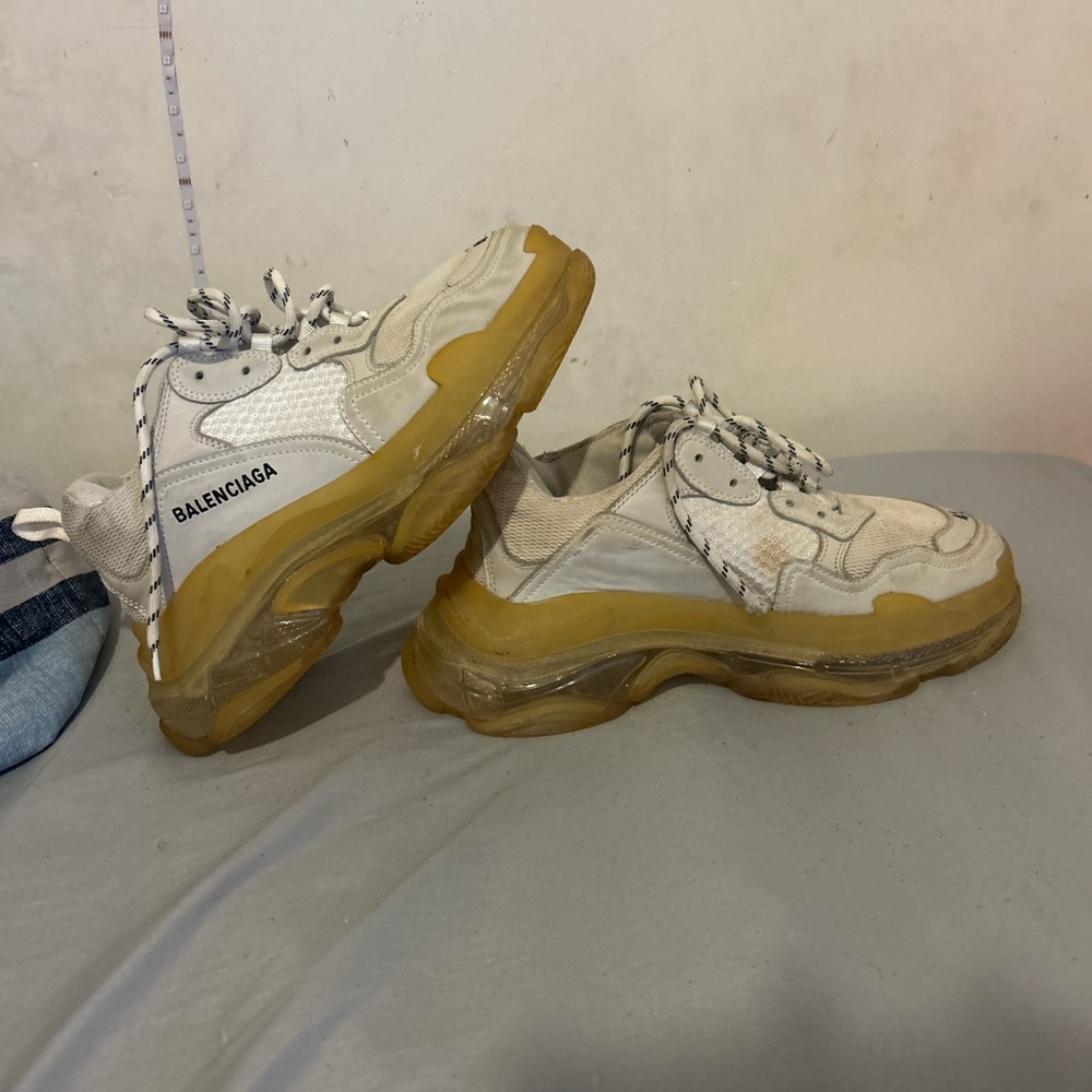Balenciaga White and Tan Sneakers - Picture 3 of 4